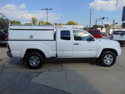 2012 Toyota Tacoma, $14995. Photo 4