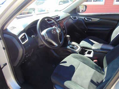 2016 Nissan Rogue, $8995. Photo 11