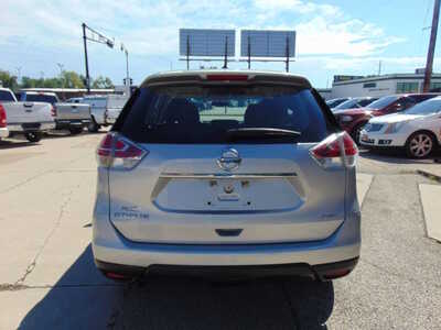 2016 Nissan Rogue, $8995. Photo 6