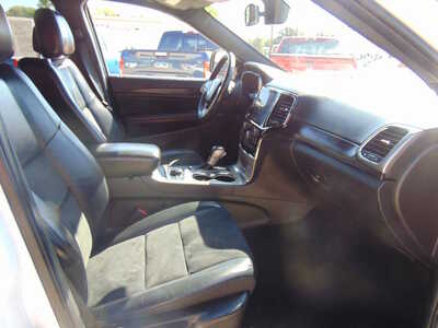 2019 Jeep Grand Cherokee, $16995. Photo 11