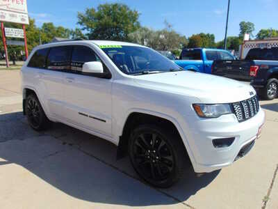2019 Jeep Grand Cherokee, $16995. Photo 3