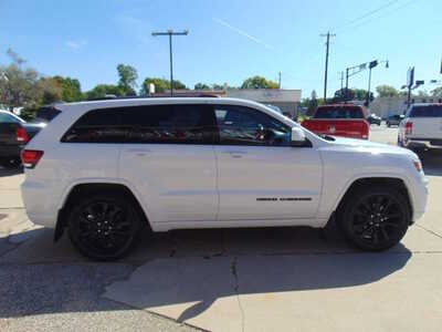 2019 Jeep Grand Cherokee, $16995. Photo 4