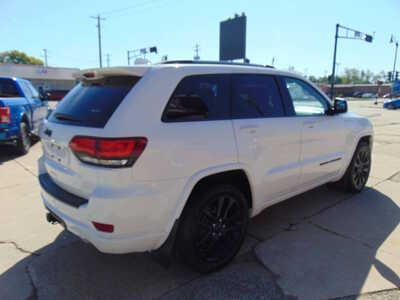 2019 Jeep Grand Cherokee, $16995. Photo 5
