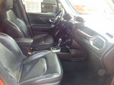 2020 Jeep Renegade, $11995. Photo 11