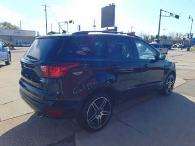 2019 Ford Escape, $12995. Photo 5