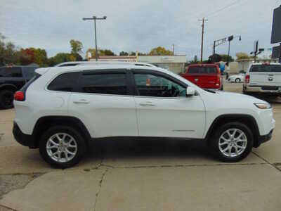 2016 Jeep Cherokee, $7995. Photo 4