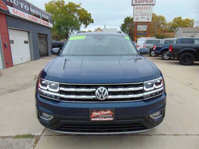 2019 Volkswagen Atlas, $17995. Photo 2