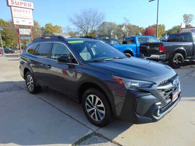 2023 Subaru Outback, $16995. Photo 3