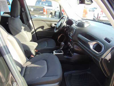 2016 Jeep Renegade, $11995. Photo 10