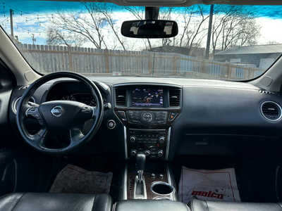 2013 Nissan Pathfinder, $9995. Photo 9