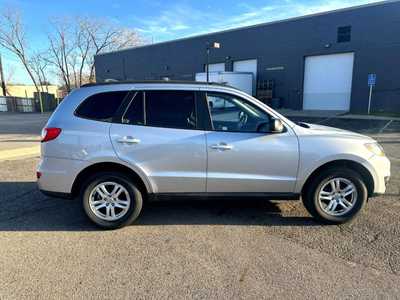 2010 Hyundai Santa Fe, $4495.00. Photo 2