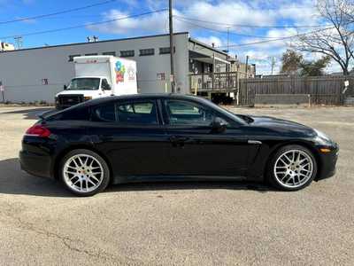 2015 Porsche Panamera, $17495.00. Photo 11