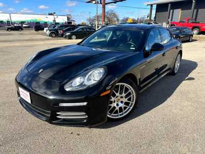 2015 Porsche Panamera, $17495.00. Photo 7