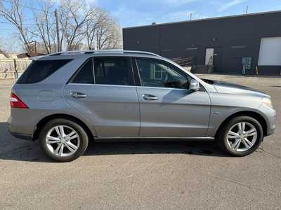 2012 Mercedes-Benz M-Class, $10495.00. Photo 9