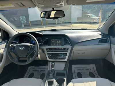 2016 Hyundai Sonata, $6995.00. Photo 10