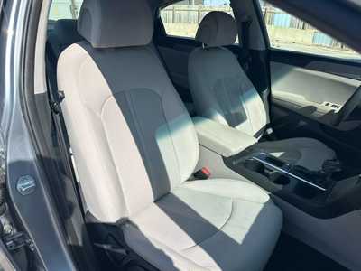 2016 Hyundai Sonata, $6995.00. Photo 12
