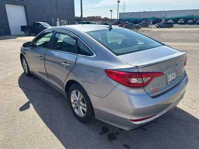 2016 Hyundai Sonata, $6995.00. Photo 5