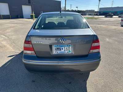2005 Volkswagen Jetta, $3995.00. Photo 4