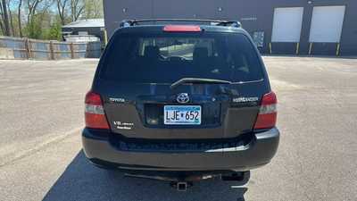 2004 Toyota Highlander, $3995.00. Photo 4