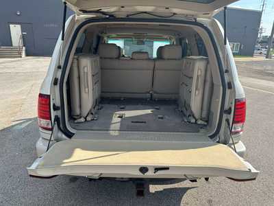 2007 Lexus LX Series, $19995.00. Photo 4