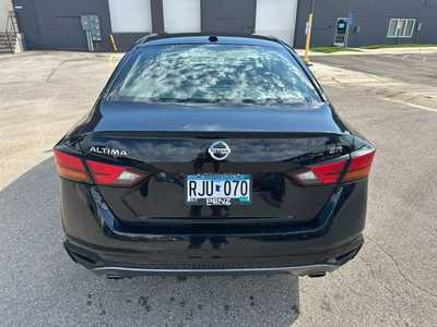 2022 Nissan Altima, $19495.00. Photo 4
