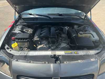 2005 Dodge Magnum, $5995.00. Photo 10