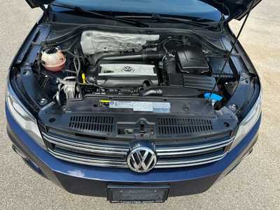 2016 Volkswagen Tiguan, $10495.00. Photo 10