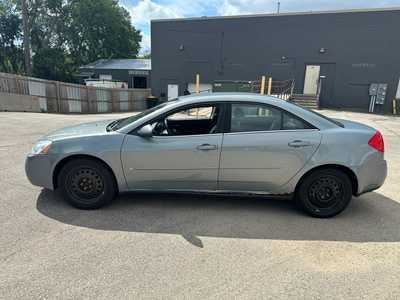 2009 Pontiac G6, $4995.00. Photo 7