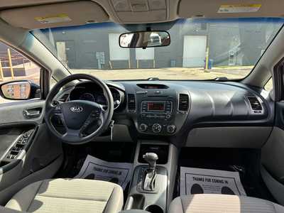 2015 Kia Forte, $2995.00. Photo 11