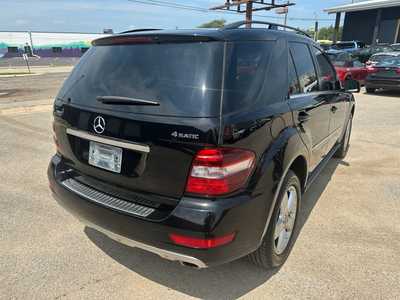2011 Mercedes-Benz M-Class, $5995.00. Photo 3