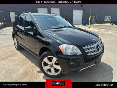 2011 Mercedes-Benz M-Class, $5995.00. Photo 1