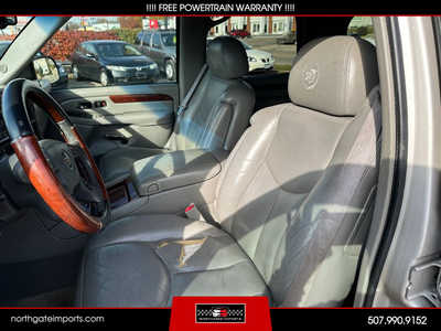 2005 Cadillac Escalade, $2500.00. Photo 11