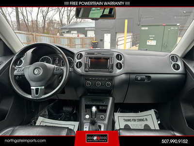 2017 Volkswagen Tiguan, $10995.00. Photo 11