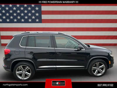 2017 Volkswagen Tiguan, $10995.00. Photo 2