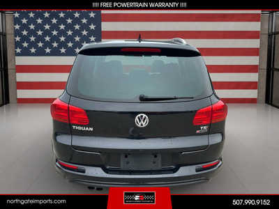 2017 Volkswagen Tiguan, $10995.00. Photo 4
