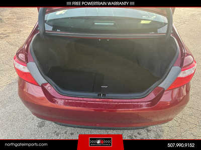 2016 Toyota Camry, $13595.00. Photo 5