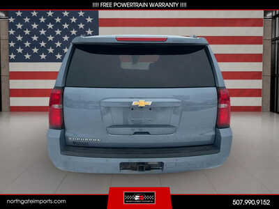 2016 Chevrolet Suburban, $13295.00. Photo 4