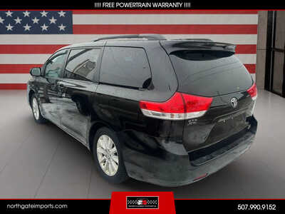 2011 Toyota Sienna, $0.00. Photo 2