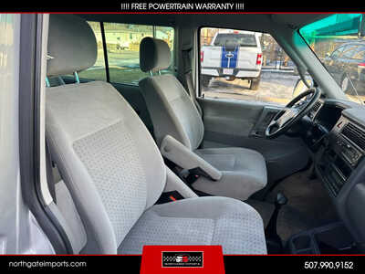2001 Volkswagen EuroVan, $10995.00. Photo 12