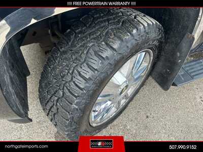 2010 Chevrolet Avalanche, $9995.00. Photo 11