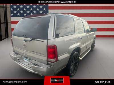 2005 Cadillac Escalade, $3995.00. Photo 5