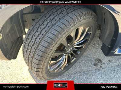2016 Infiniti QX80, $14645.00. Photo 11