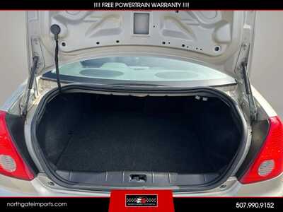 2009 Pontiac G6, $5645.00. Photo 6