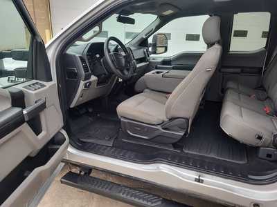 2019 Ford F150 Ext Cab, $18999. Photo 9