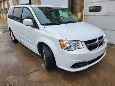 2016 Dodge Caravan, Grand, $13950. Photo 3