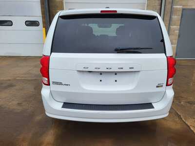 2016 Dodge Caravan, Grand, $13950. Photo 10