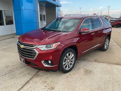 2021 Chevrolet Traverse, $26995. Photo 2