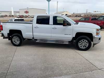 2017 Chevrolet 3500 Crew Cab, $34495. Photo 5