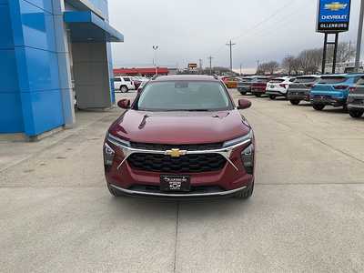 2025 Chevrolet Trax, $24985. Photo 2