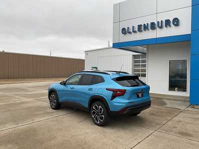 2025 Chevrolet Trax, $26585. Photo 10
